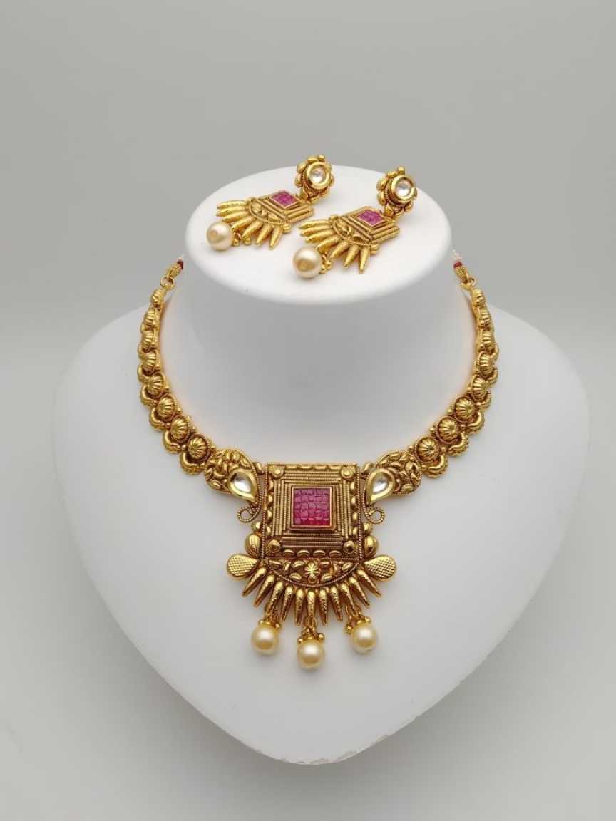 CLEARANCE NECKLACES IN POLKI (GOLD POLISH) STYLE | DESIGN - 51055
