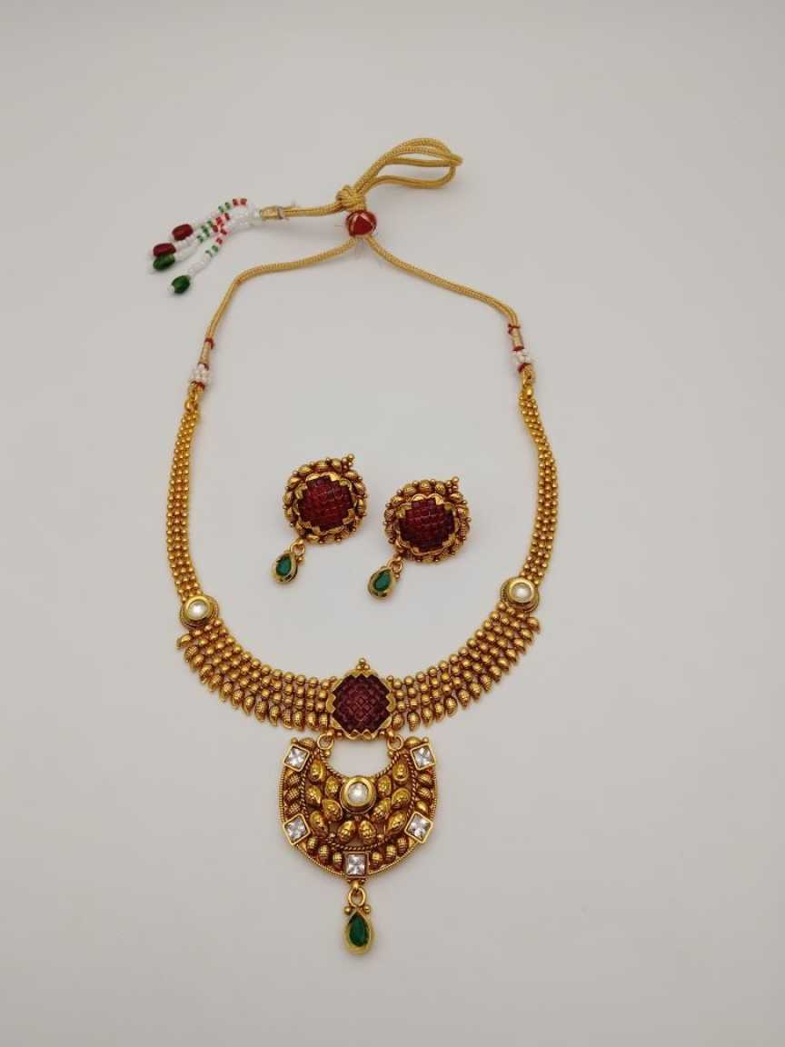 CLEARANCE NECKLACES IN POLKI (GOLD POLISH) STYLE | DESIGN - 51066
