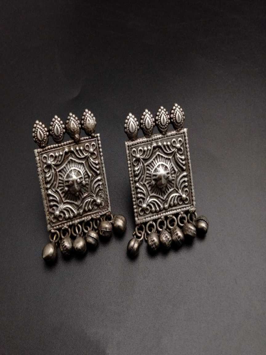 EARRINGS IN OXYDIZED POLISHED STYLE | DESIGN - 61004