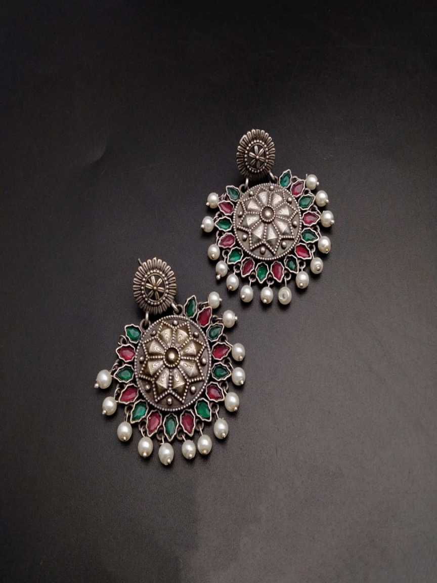 EARRINGS IN OXYDIZED POLISHED STYLE | DESIGN - 61030